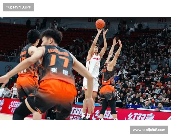 山东男篮对阵江苏比赛全程回顾 关键对决与战术解析